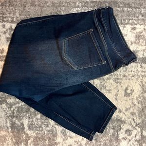 Torrid dark wash skinny leg Jegging Jeans